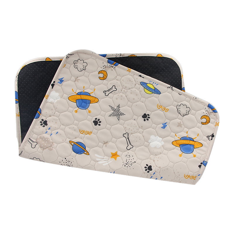 Wash Pad, beige honeycomb with space print and dotted back