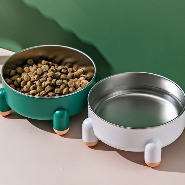Green and white Raised Bowls