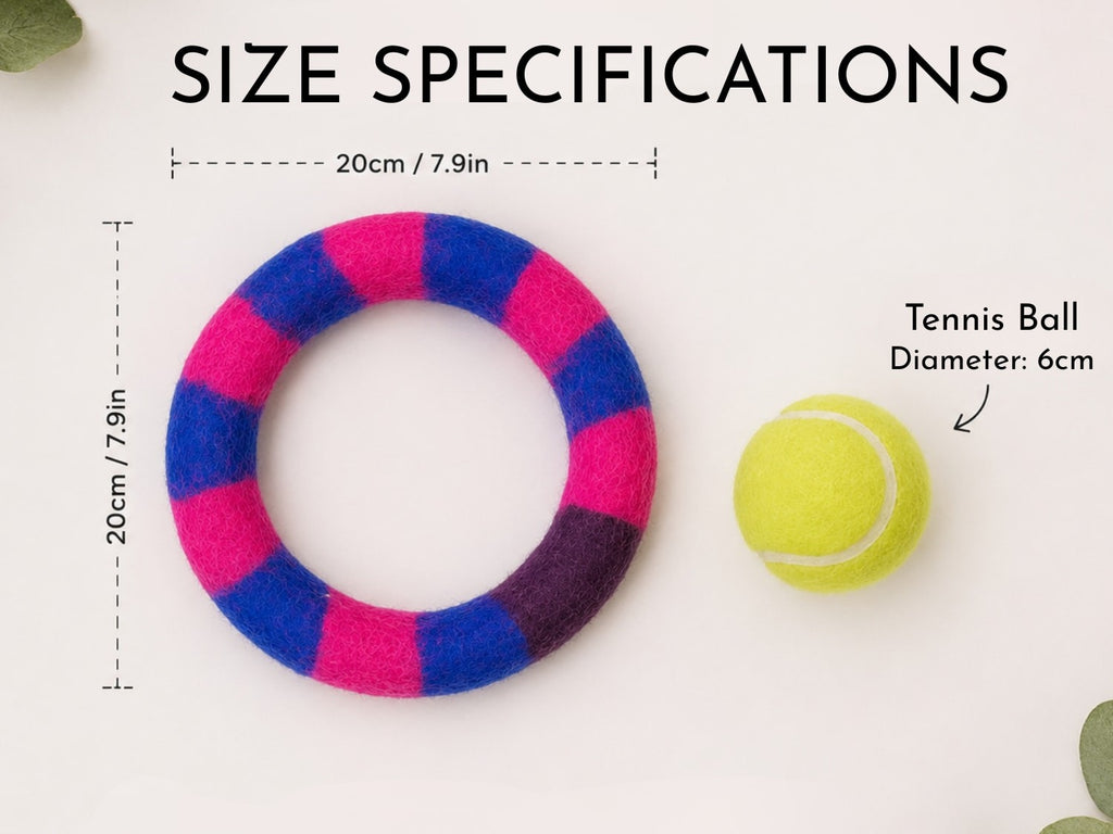 Felt Ring 20 cm / 7.9 in next to a tennis ball